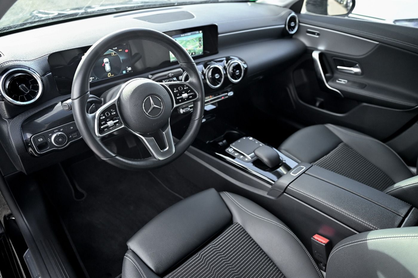 Mercedes-Benz CLA 200 d SB Aut. | Bild 8 von 15