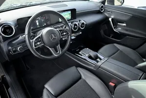 Mercedes-Benz CLA 200 d SB Aut. | Thumbnail 8 von 15