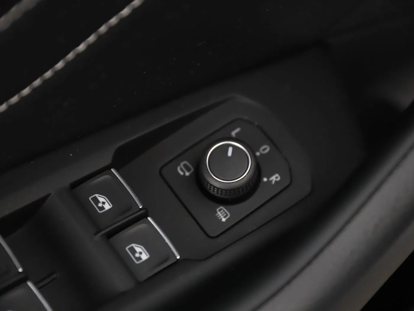 VW Arteon SB 2.0 TDI R-Line DSG | Bild 9 von 26