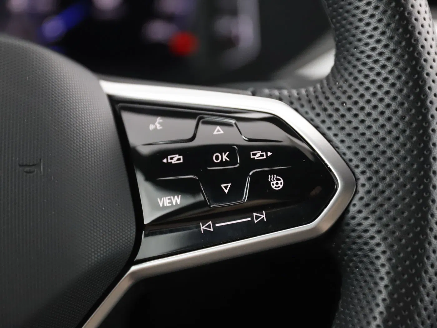 VW Arteon SB 2.0 TDI R-Line DSG | Bild 17 von 26