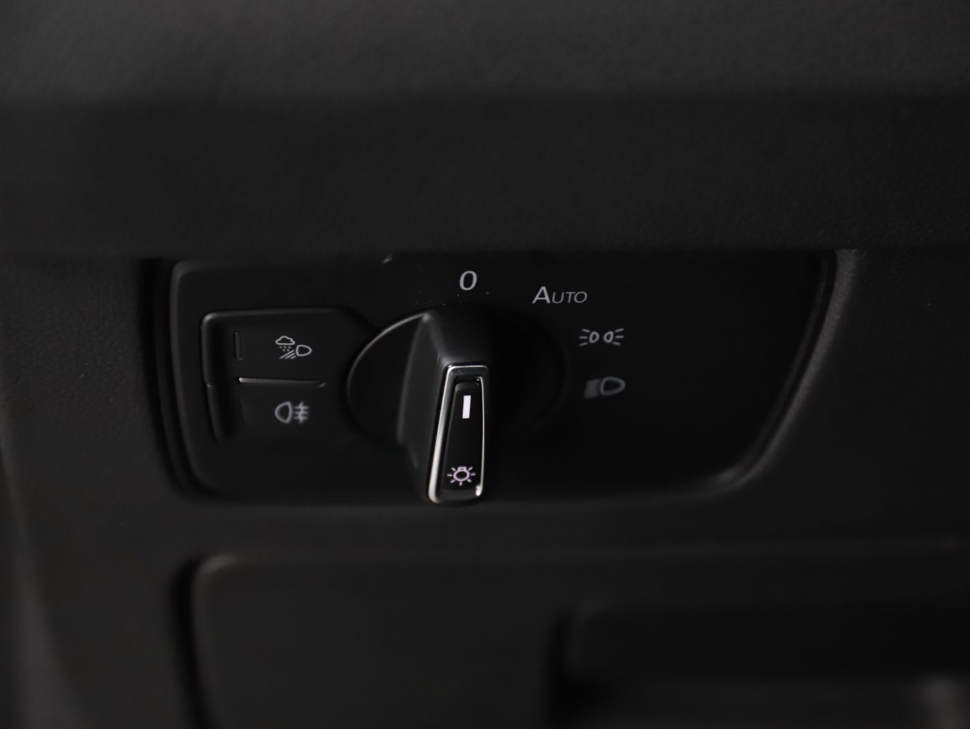 VW Arteon SB 2.0 TDI R-Line DSG | Bild 10 von 26