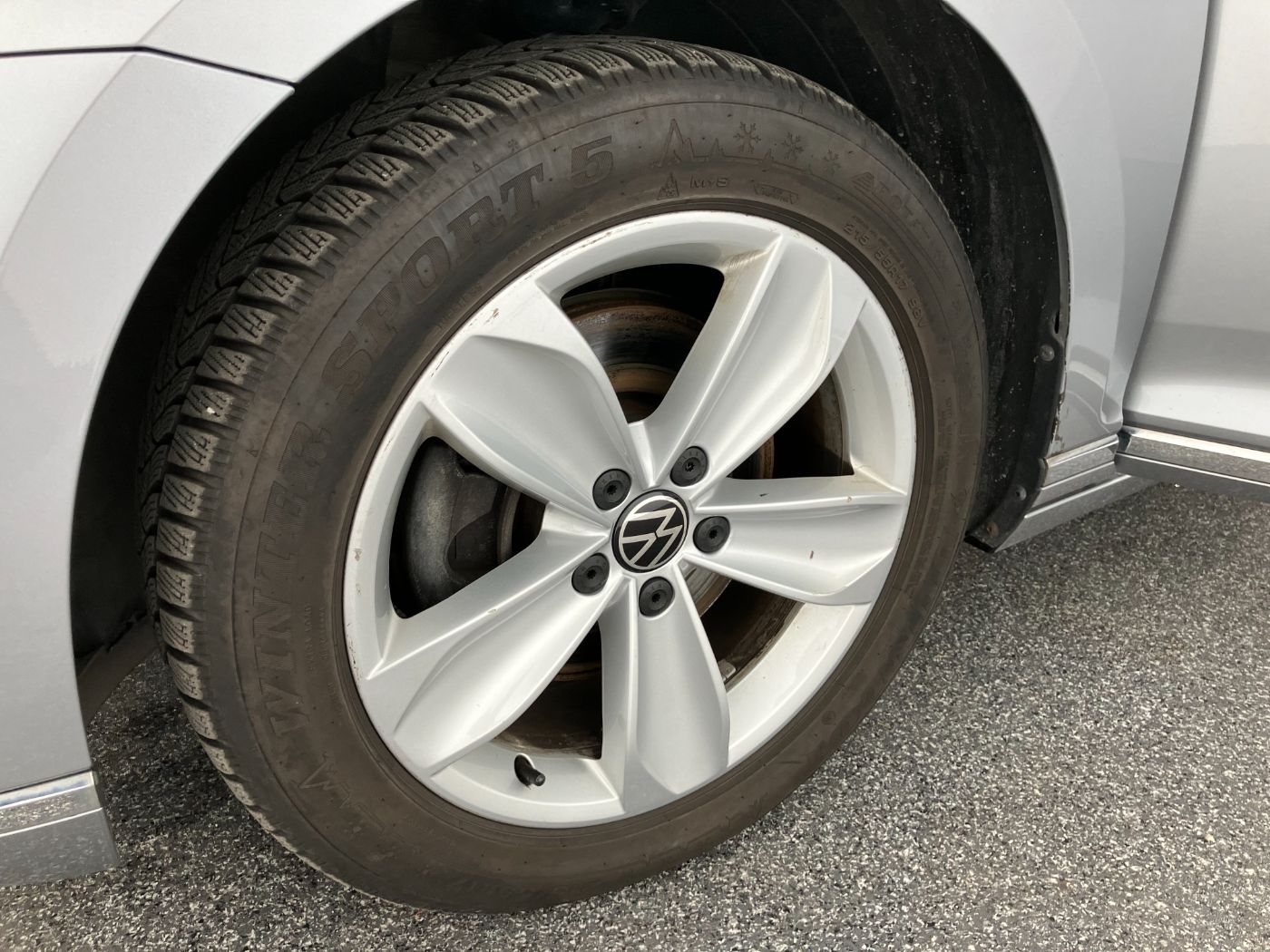 VW Passat Variant 2.0 TDI 4Mot. Eleg. DSG | Bild 22 von 29