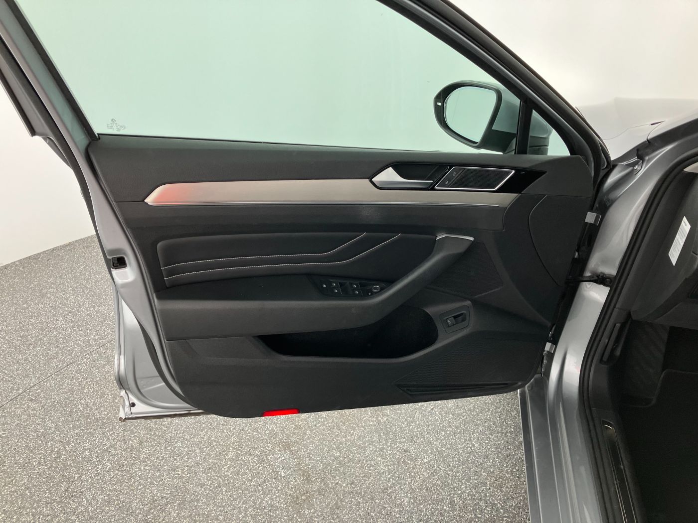 VW Passat Variant 2.0 TDI 4Mot. Eleg. DSG | Bild 7 von 23