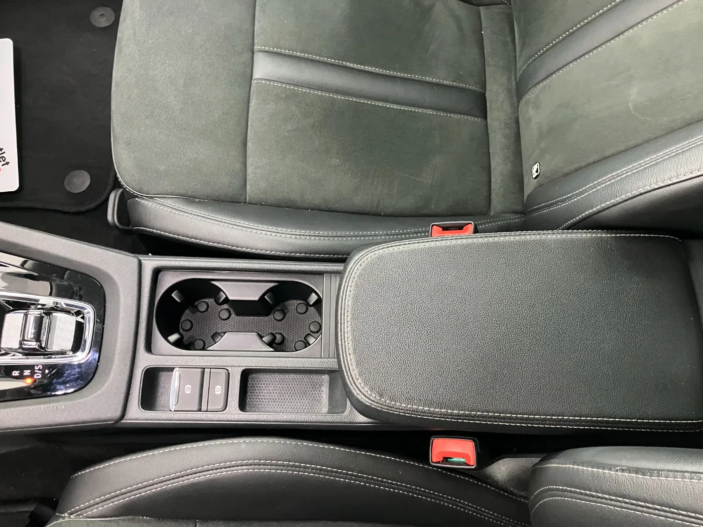 Skoda Octavia Combi 2.0 TDI Premium Aut. | Bild 13 von 28