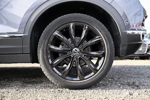 VW T-Roc Cabriolet 1.0 TSI Style | Thumbnail 7 von 23