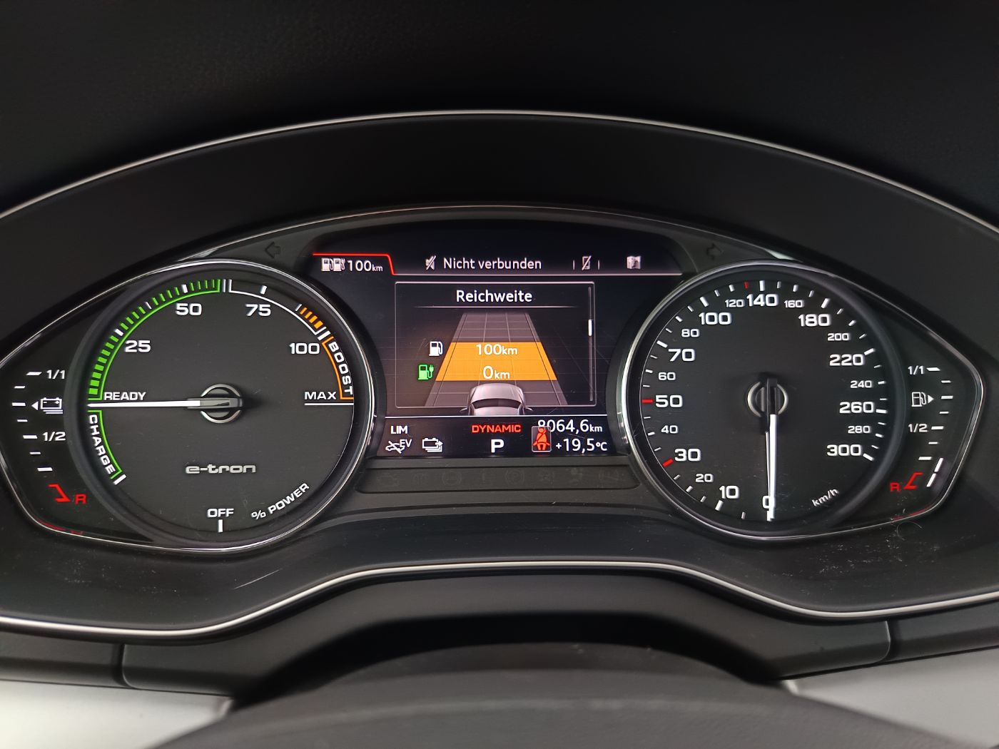 Audi Q5 55 TFSI e quattro sport | Bild 13 von 28