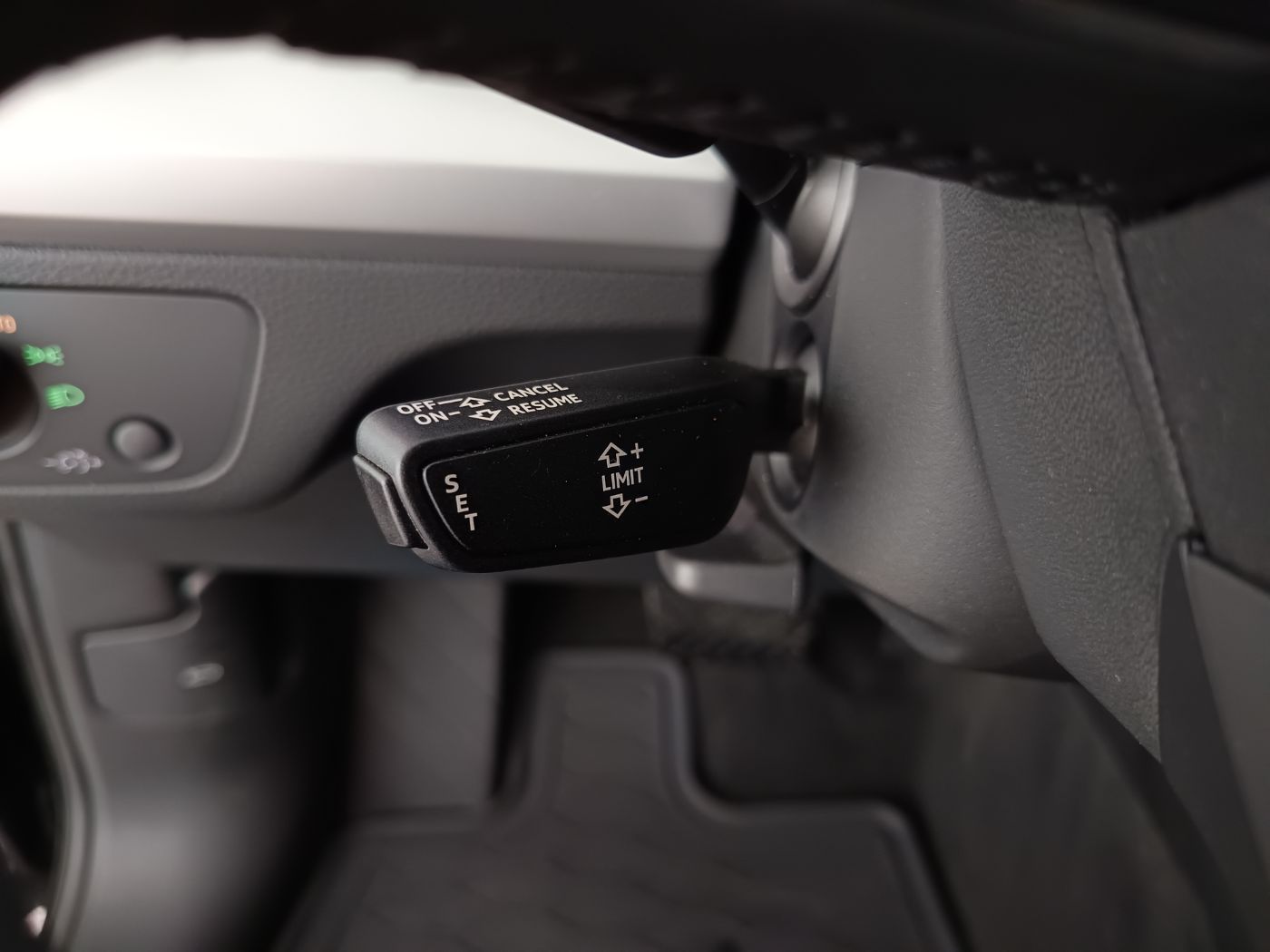 Audi Q5 55 TFSI e quattro sport | Bild 15 von 28