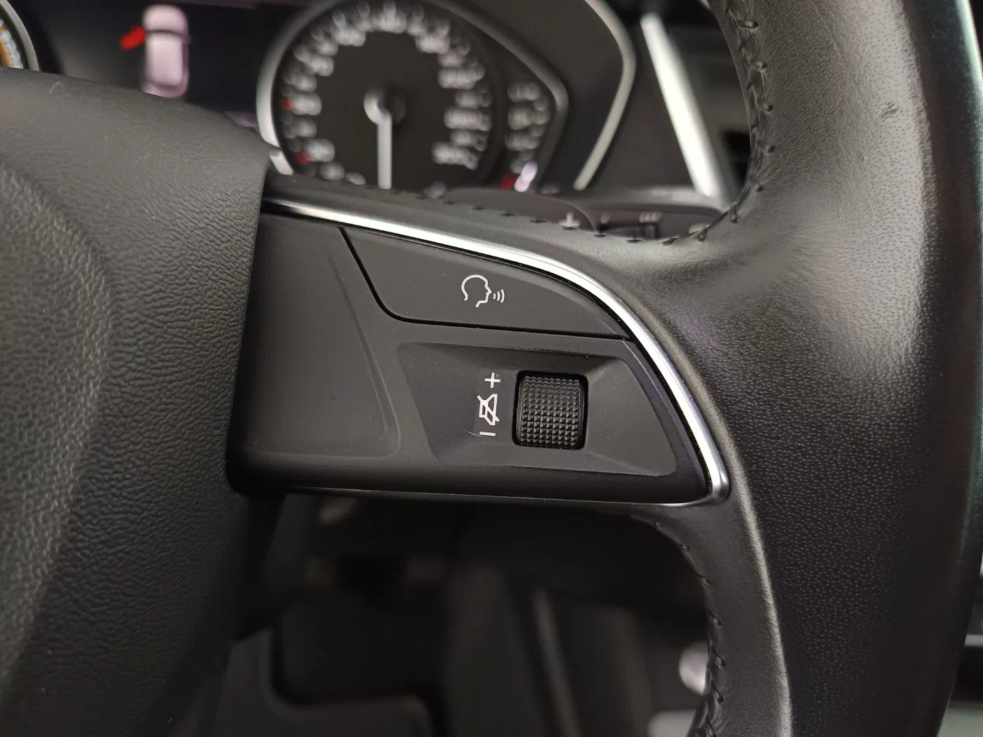 Audi Q5 55 TFSI e quattro sport | Bild 16 von 28