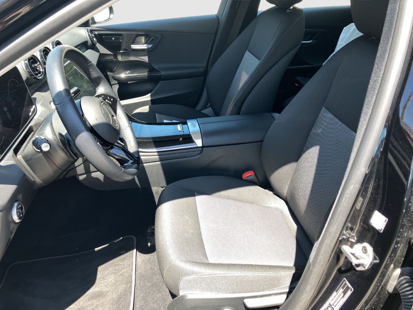 Mercedes-Benz C 220d T 4Matic Aut. | Bild 11 von 27