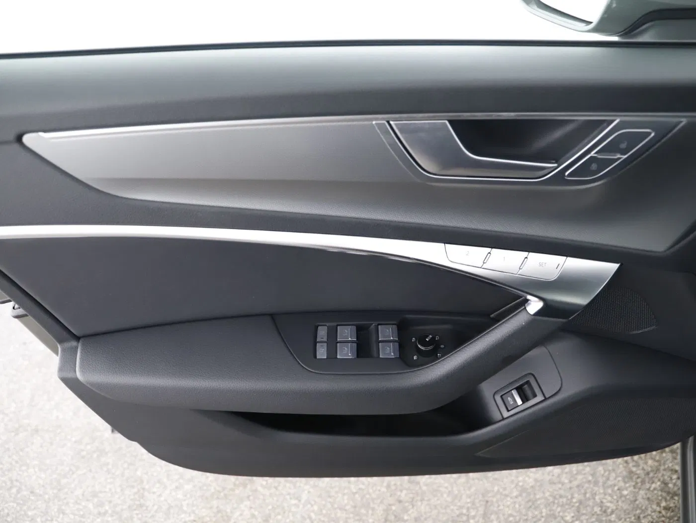 Audi A6 Avant 40 2.0 TDI quattro sport | Bild 8 von 27