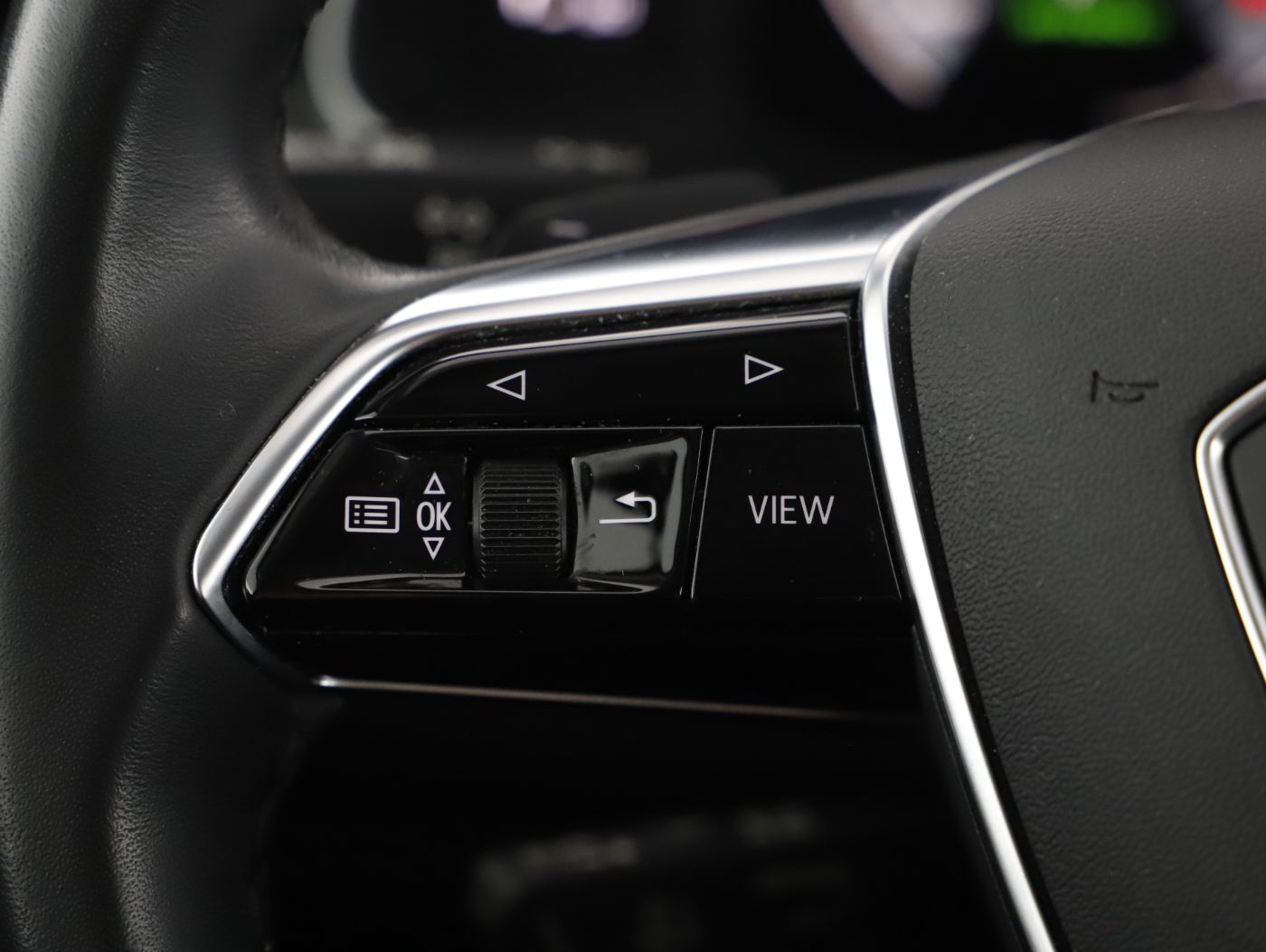 Audi A6 Avant 40 2.0 TDI quattro sport | Bild 14 von 27