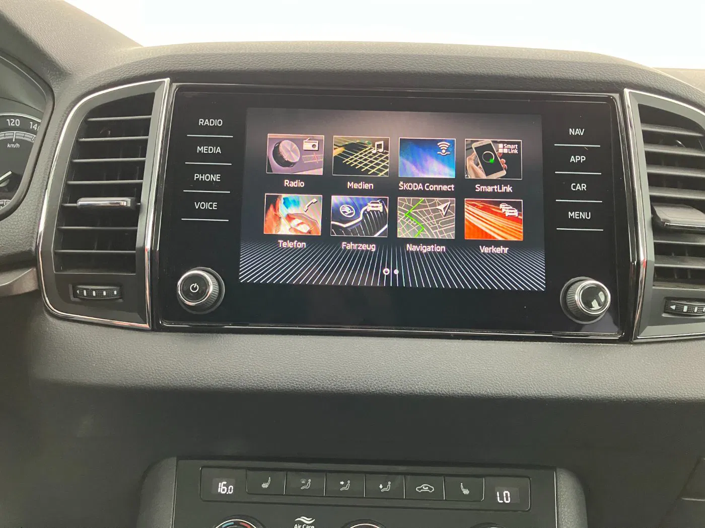 Skoda Karoq 1.5 TSI 4x4 | Bild 12 von 28