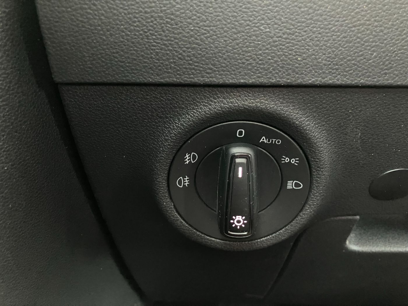 Skoda Karoq 1.5 TSI 4x4 | Bild 23 von 28
