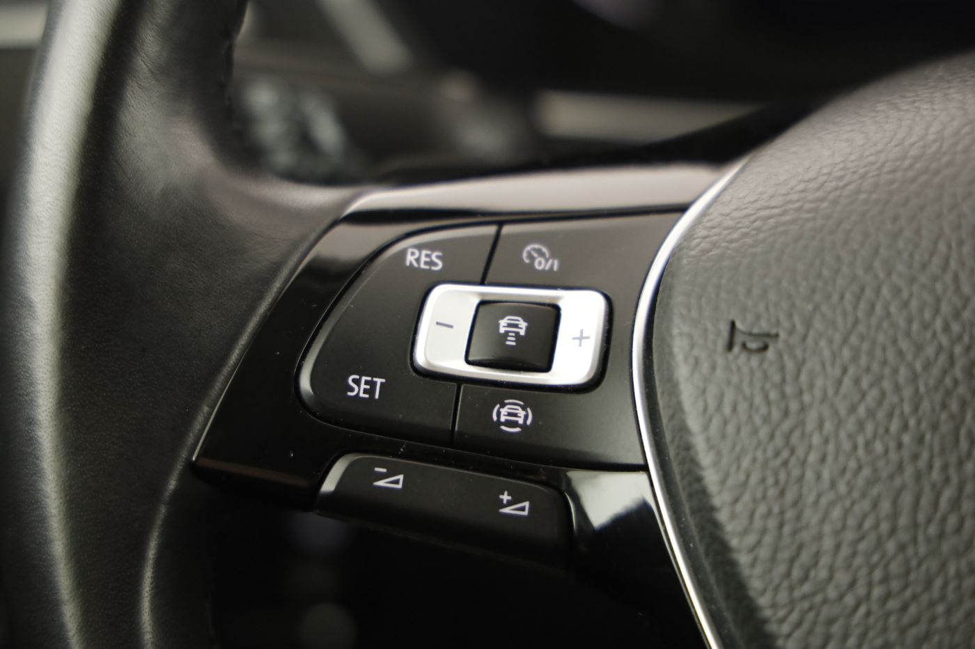 VW Tiguan Allspace 2.0 TDI 4Motion Highline | Bild 15 von 31