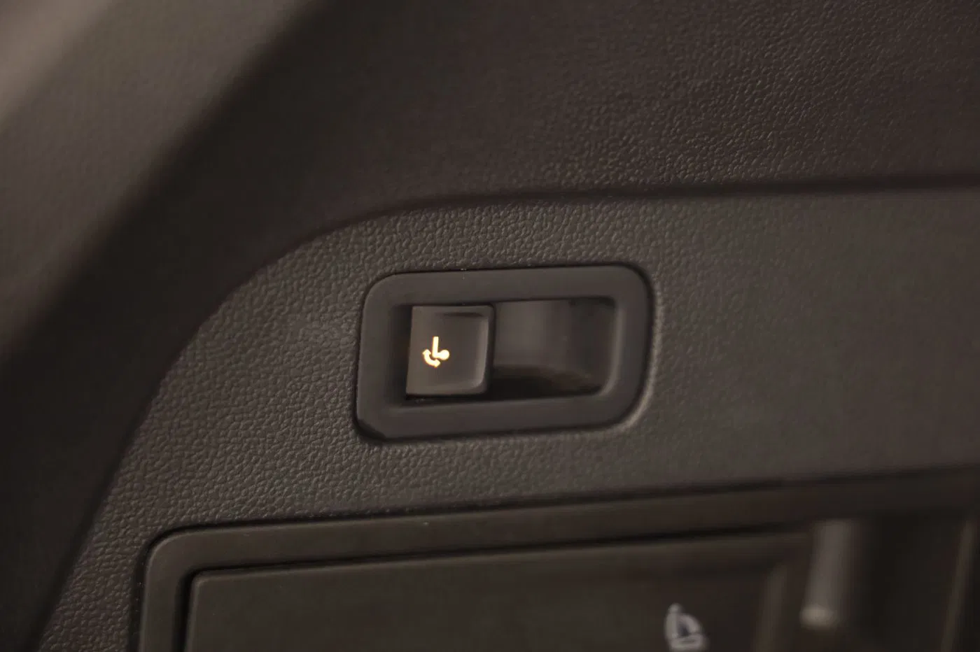 VW Tiguan Allspace 2.0 TDI 4Motion Highline | Bild 30 von 31