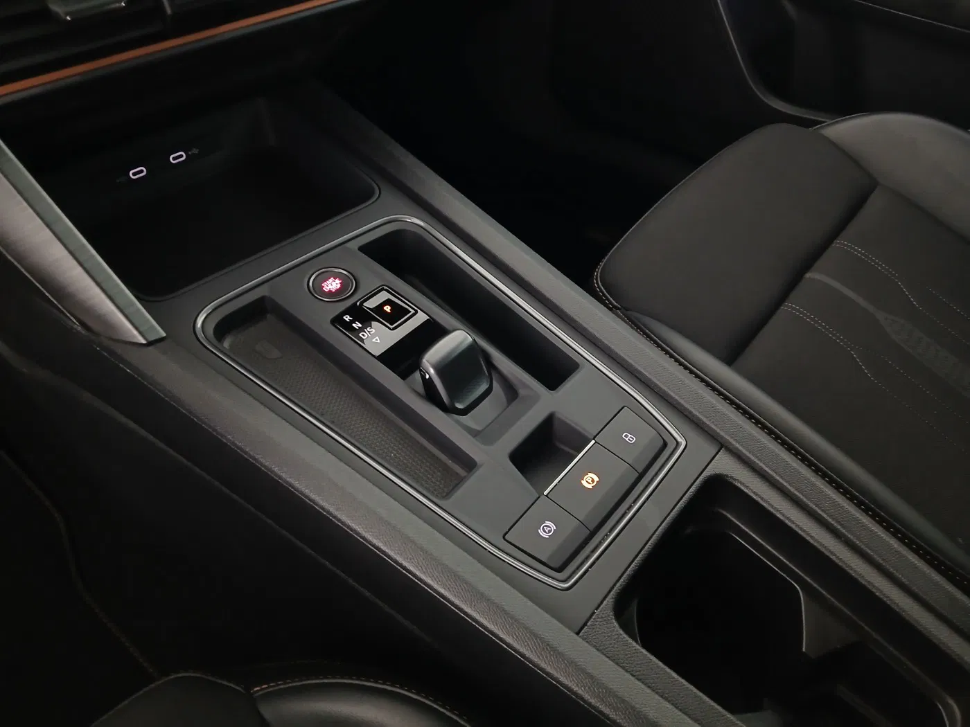 Cupra Leon Sportstourer 1.5 eTSI | Bild 21 von 23