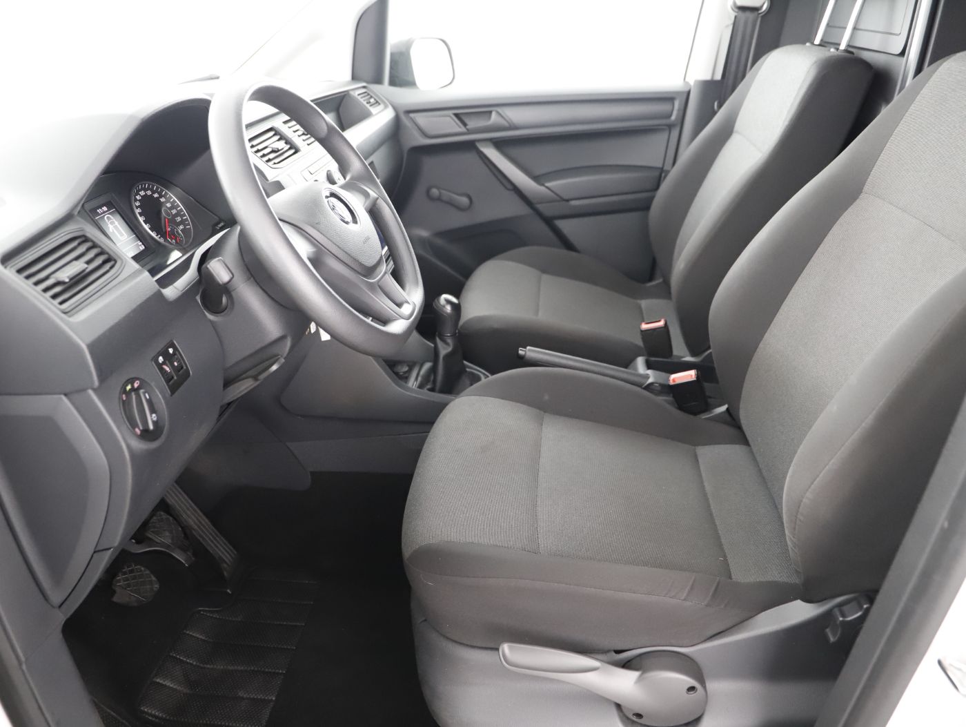 VW Caddy Nfz Kasten 2.0 TDI BMT | Bild 10 von 22