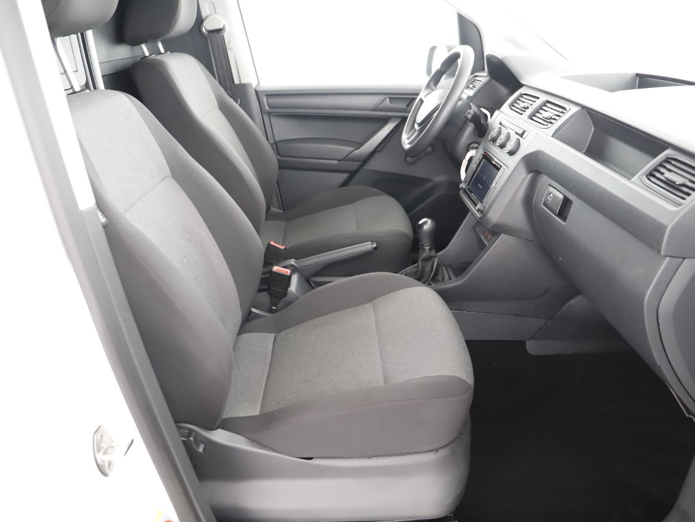 VW Caddy Nfz Kasten 2.0 TDI BMT | Bild 18 von 22