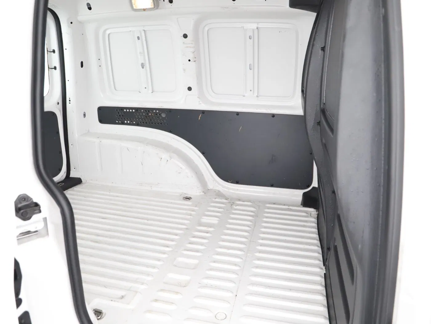 VW Caddy Nfz Kasten 2.0 TDI BMT | Bild 20 von 22