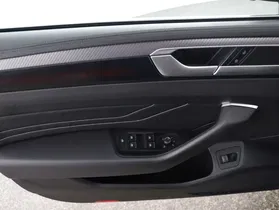 VW Arteon 2.0 TDI 4Mo R-Line | Thumbnail 8 von 27
