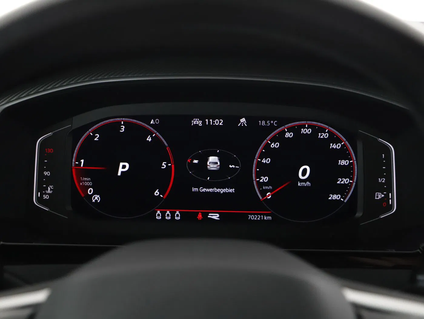 VW Arteon 2.0 TDI DSG 4M R-Line | Bild 13 von 29