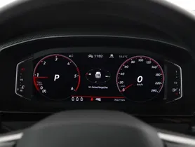 VW Arteon 2.0 TDI DSG 4M R-Line | Thumbnail 13 von 29