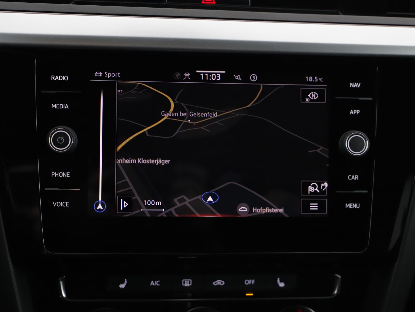 VW Arteon 2.0 TDI DSG 4M R-Line | Bild 18 von 29