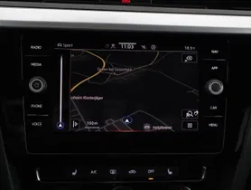 VW Arteon 2.0 TDI DSG 4M R-Line | Thumbnail 18 von 29