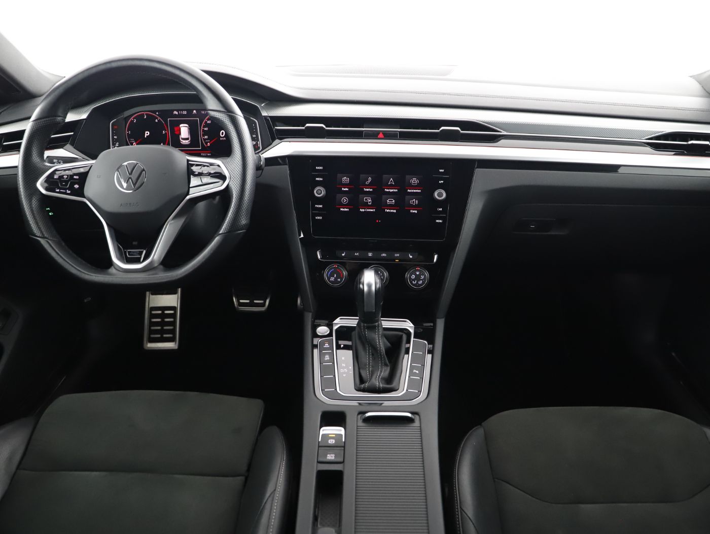 VW Arteon 2.0 TDI DSG 4M R-Line | Bild 12 von 29