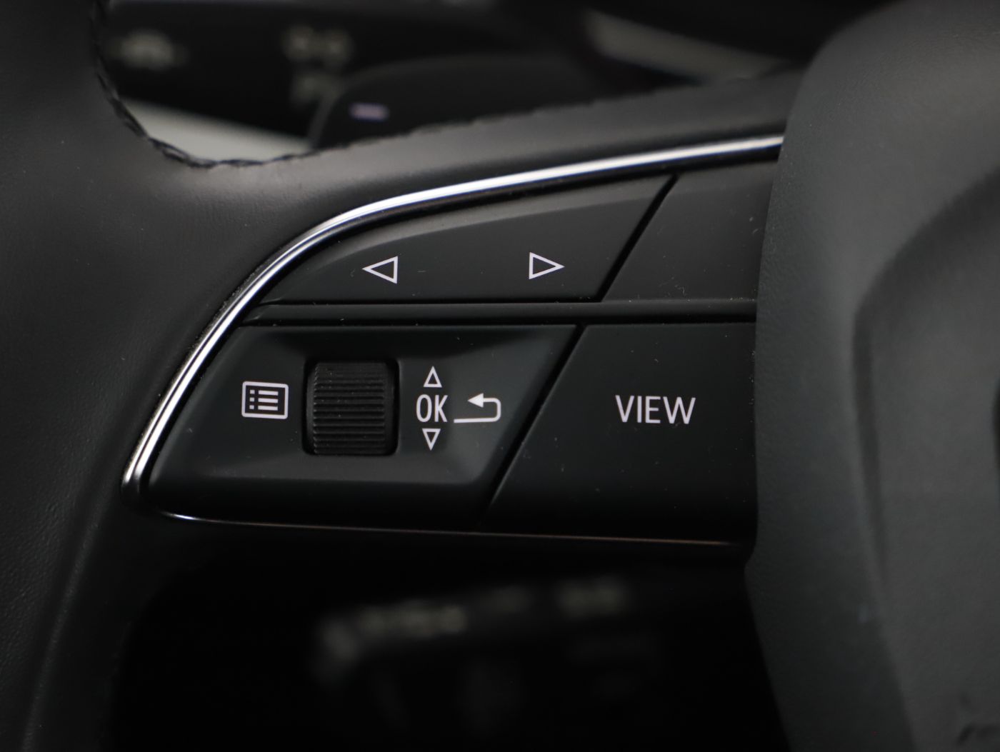 Audi A4 Avant 50 3.0 TDI quattro S-Line | Bild 16 von 29