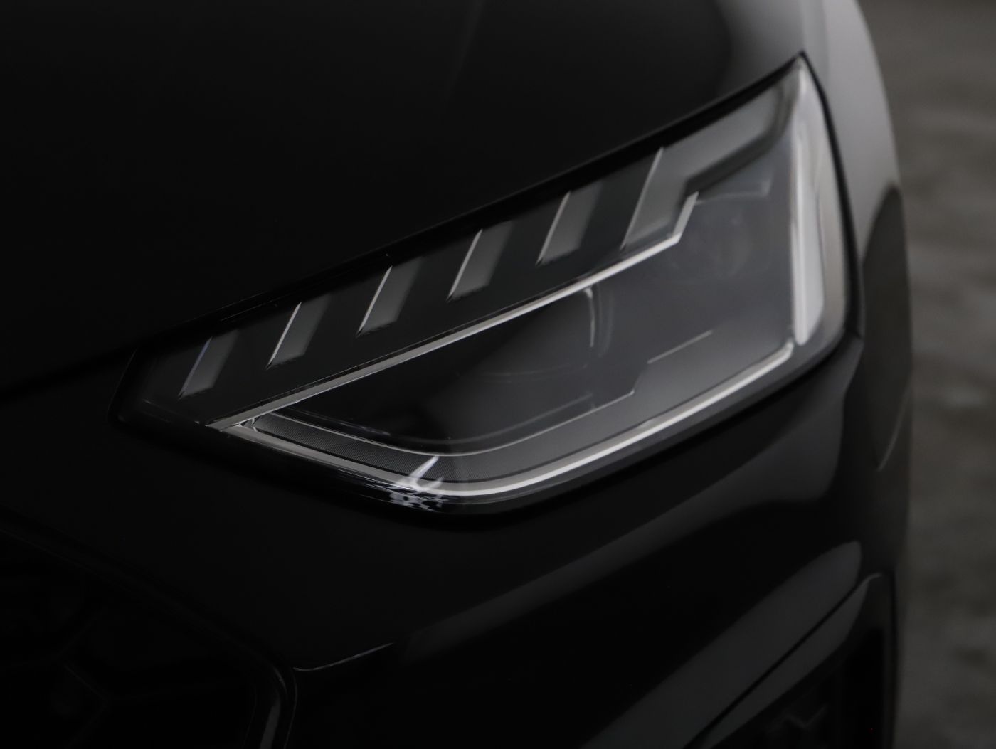 Audi A4 Avant 50 3.0 TDI quattro S-Line | Bild 29 von 29