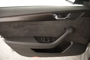 Skoda Superb Combi 1.4TSI iV | Thumbnail 8 von 28