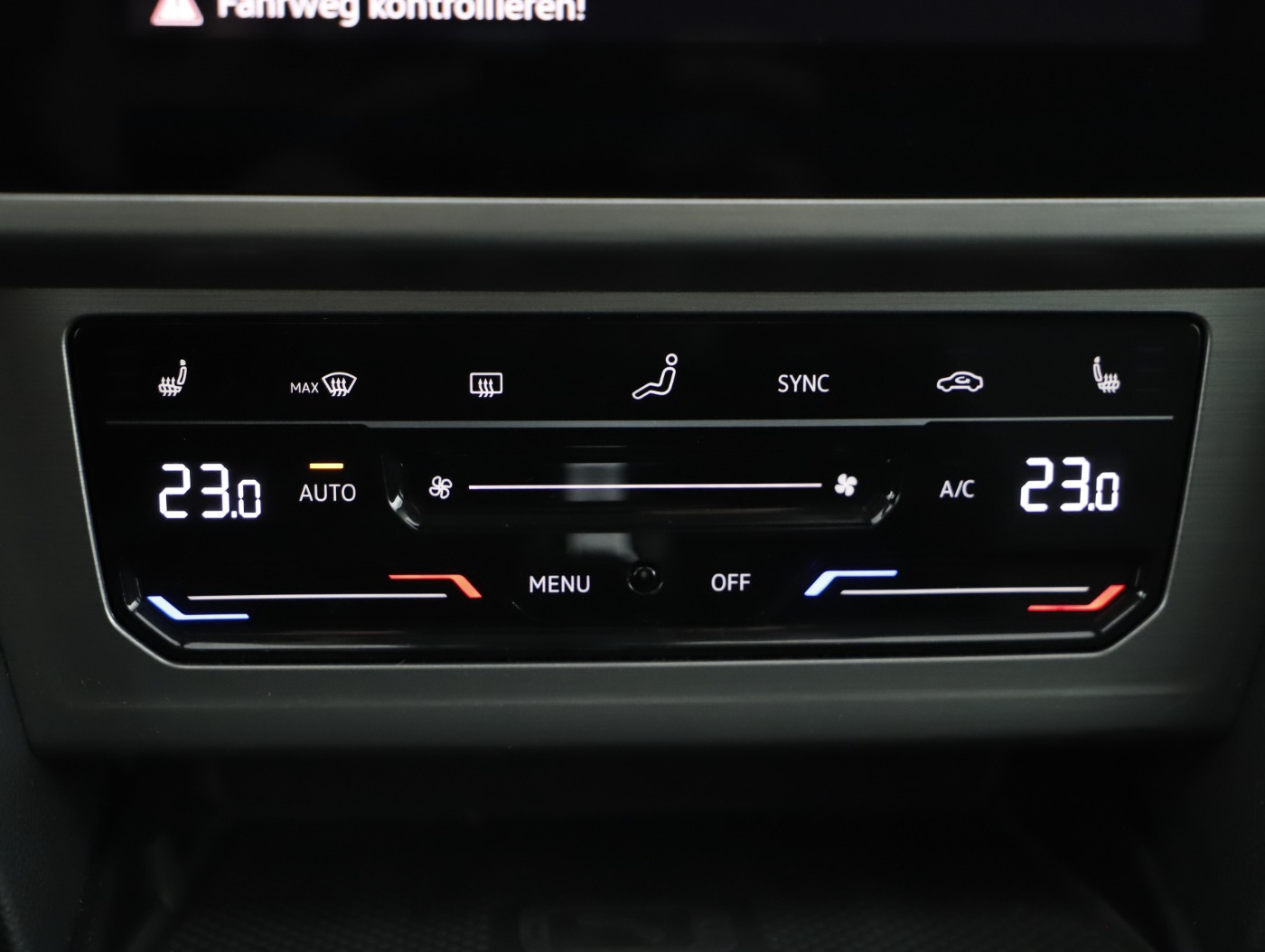 VW Passat Variant 2.0 TDI BMT | Bild 23 von 29