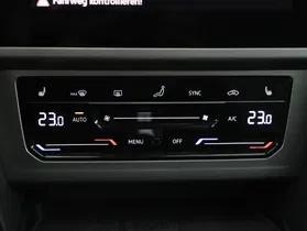 VW Passat Variant 2.0 TDI BMT | Thumbnail 23 von 29