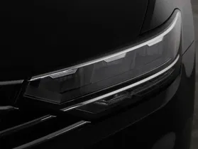 VW Passat Variant 2.0 TDI BMT | Thumbnail 25 von 29