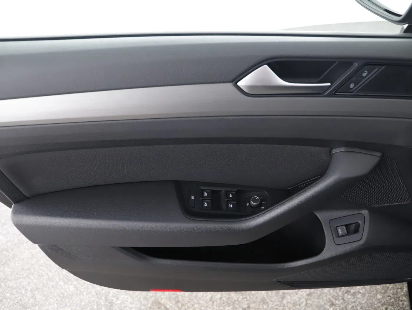 VW Passat Variant 2.0 TDI BMT | Bild 12 von 29