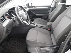 VW Passat Variant 2.0 TDI BMT | Thumbnail 15 von 29