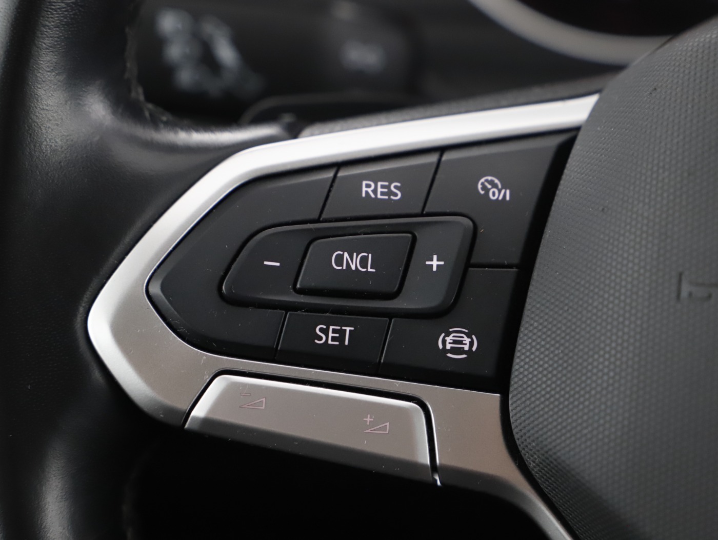 VW Passat Variant 2.0 TDI BMT | Bild 19 von 29