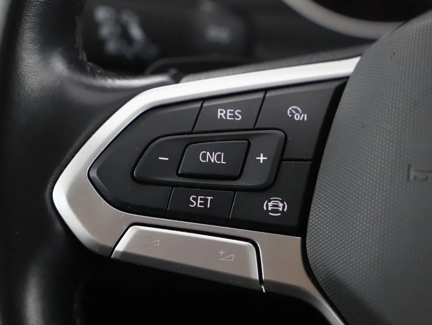 VW Passat Variant 2.0 TDI BMT | Bild 19 von 29