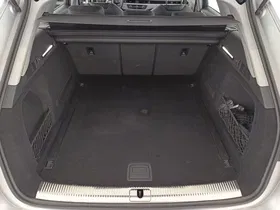 Audi A4 Avant 40 2.0 TDI quattro advanced | Thumbnail 29 von 30