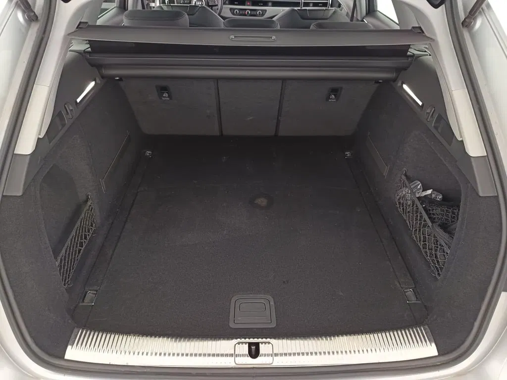 Audi A4 Avant 40 2.0 TDI quattro advanced | Bild 29 von 30