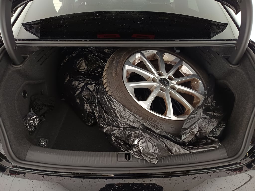 Audi A4 35 2.0 TDI advanced | Thumbnail 29 von 30