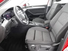 VW Passat Variant 2.0 TDI BMT Business | Thumbnail 11 von 19