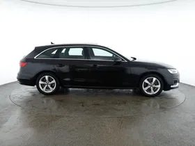 Audi A4 Avant 35 2.0 TFSI advanced | Thumbnail 4 von 30