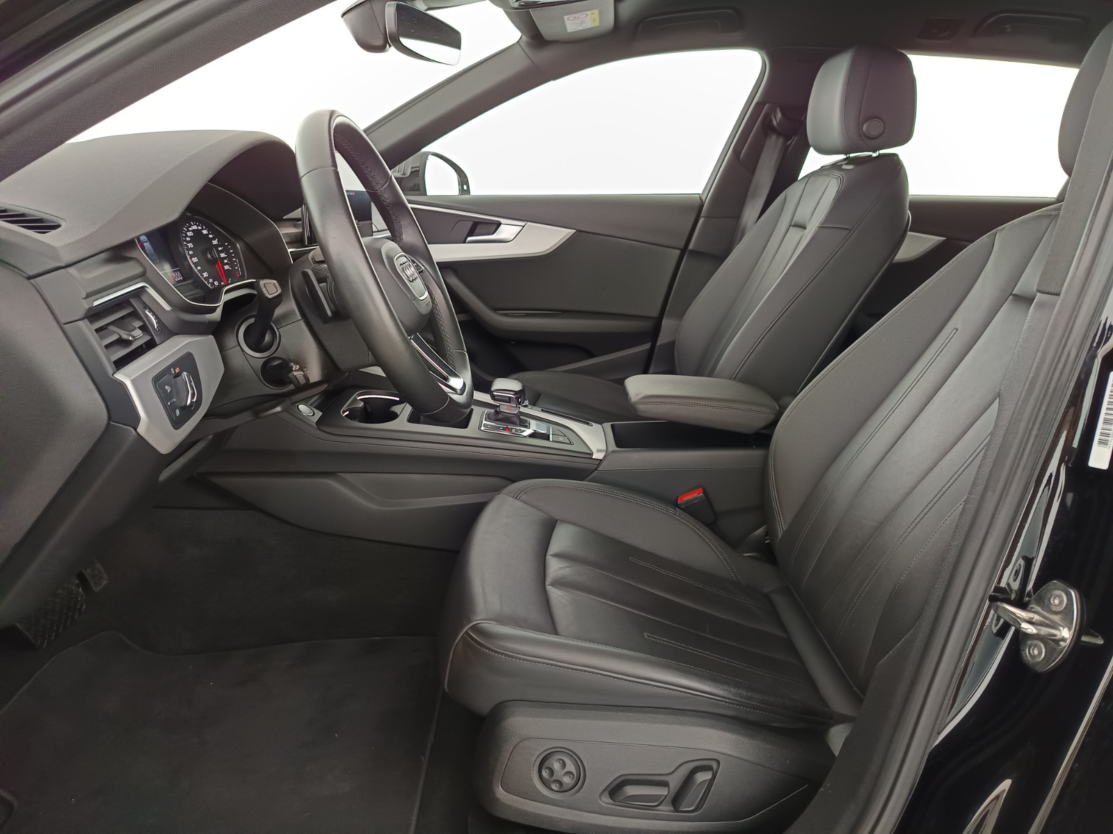 Audi A4 Avant 35 2.0 TFSI advanced | Bild 13 von 30