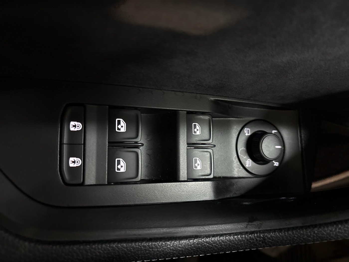 Skoda Superb Combi 1.4 TSI iV Sportline | Bild 7 von 22