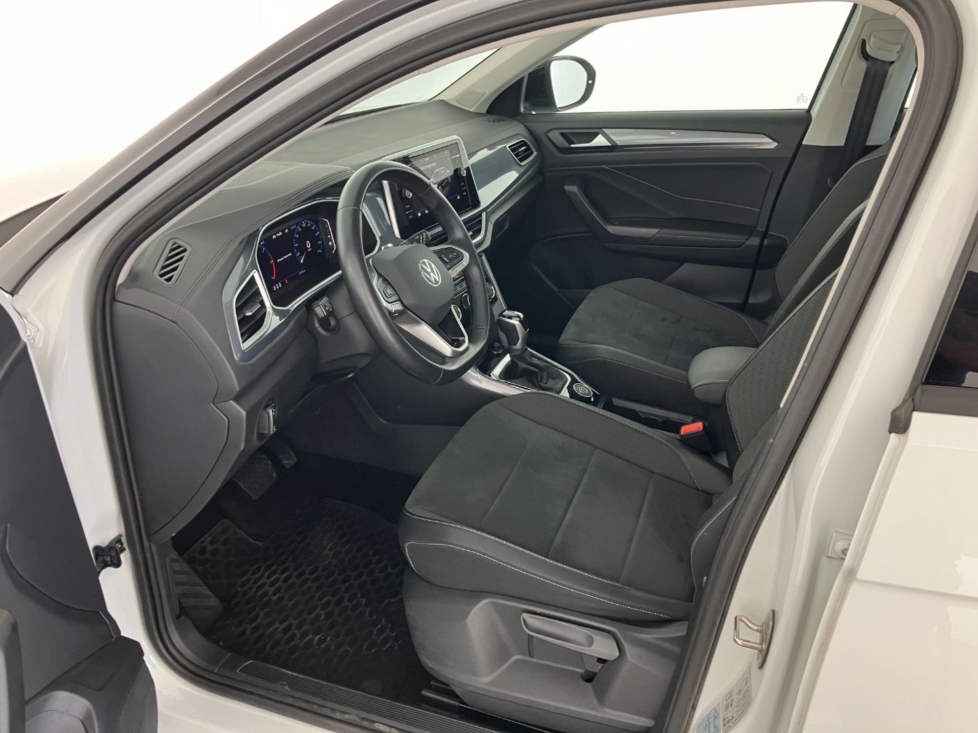 VW T-Roc 2.0 TDI 4Motion Style | Bild 12 von 26