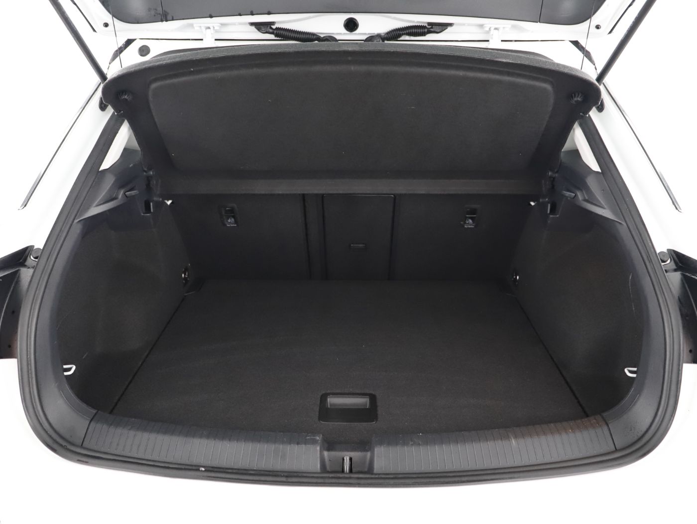 VW T-Roc 2.0 TDI 4Motion Style | Bild 26 von 26