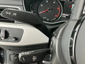 Audi A4 Avant 40 2.0 TDI quattro advanced | Thumbnail 14 von 24