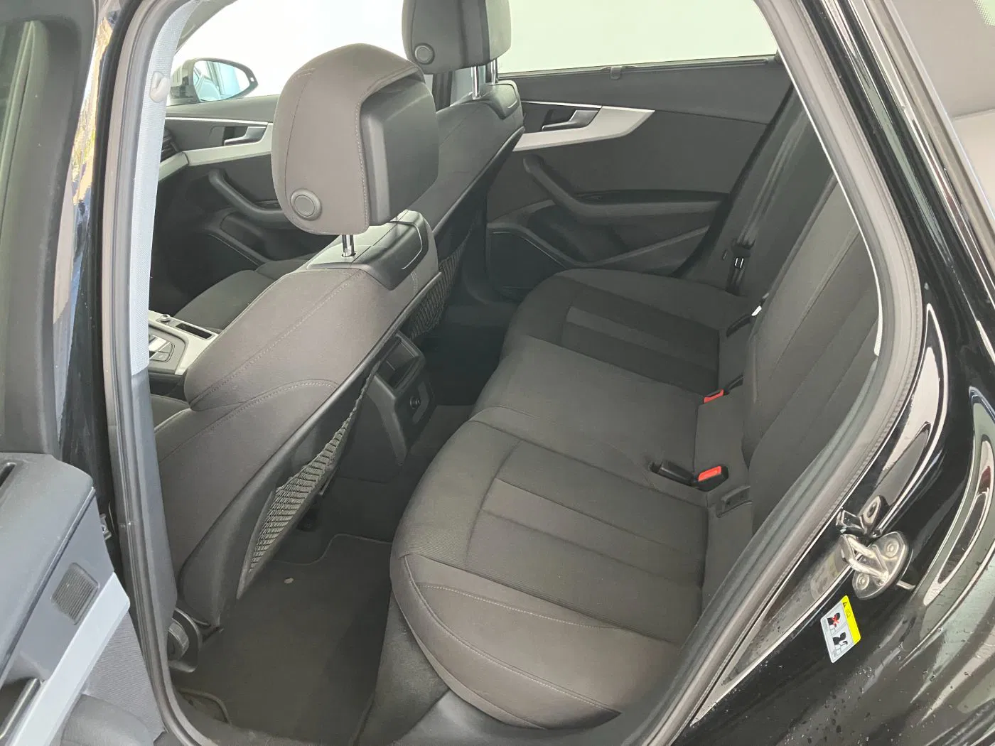 Audi A4 Avant 40 2.0 TDI quattro advanced | Bild 22 von 24